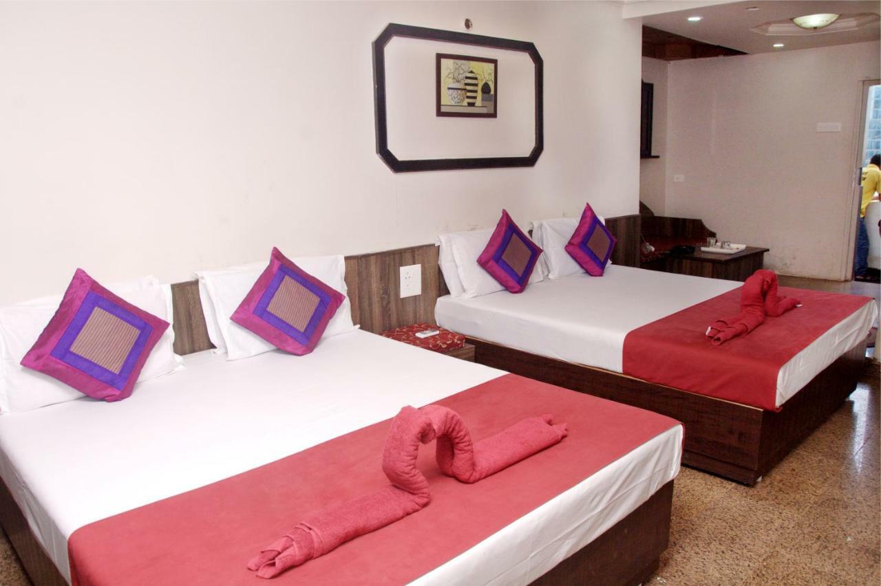 Viva Guest House Панаджи Экстерьер фото